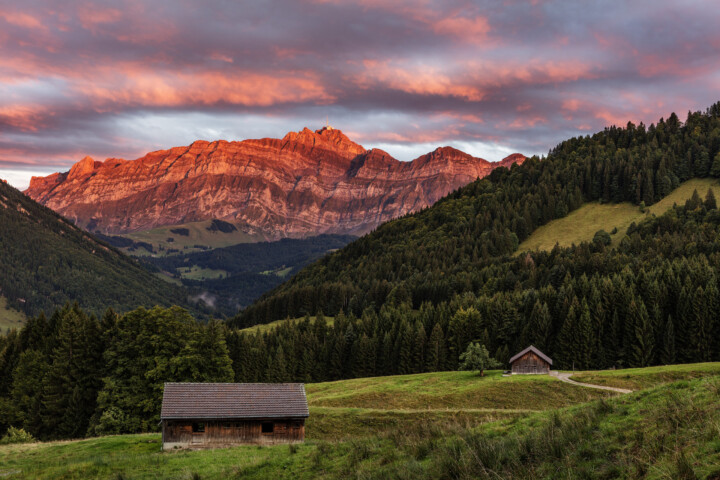 Abend, Appenzell, Appenzell Ausserrohden, Autumn, Berg, Bergmassiv, Clouds, Fall, Feuerhimmel, Herbst, Lichtsimmung, Suisse, Switzerland, Säntis, Urnäsch, Wetter, Wolken, dramatische Licht