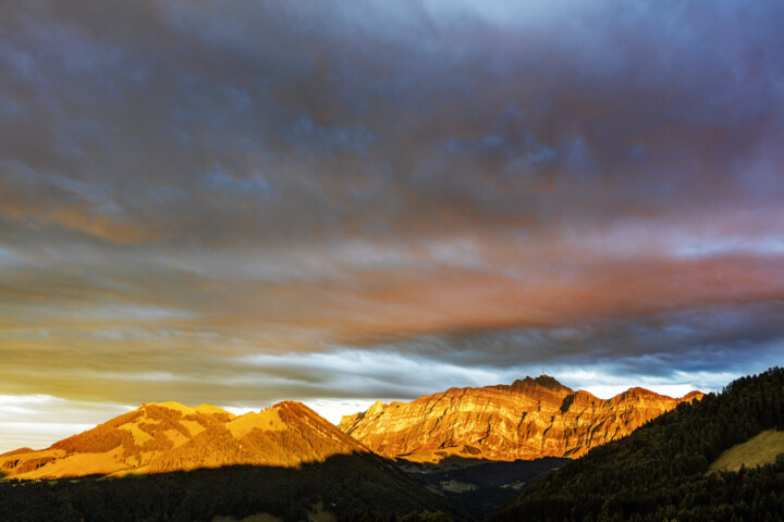 Abend, Appenzell, Appenzell Ausserrohden, Autumn, Berg, Bergmassiv, Clouds, Fall, Feuerhimmel, Herbst, Lichtsimmung, Suisse, Switzerland, Säntis, Urnäsch, Wetter, Wolken, dramatische Licht