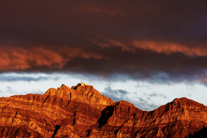 Abend, Appenzell, Appenzell Ausserrohden, Autumn, Berg, Bergmassiv, Clouds, Fall, Feuerhimmel, Herbst, Lichtsimmung, Suisse, Switzerland, Säntis, Urnäsch, Wetter, Wolken, dramatische Licht