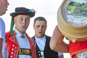 Alp, Alpabfahrt, Alpen, Alpfahrt, Alps, Appenzell, Appenzellerland, Autumn, Brauchtum und Anlässe, Fall, Herbst, Jahreszeiten, Kühe, Landschaft und Natur, Natur, Orte, Ostschweiz, Schweiz, Suisse, Switzerland, Tier, Tracht, Urnäsch, tradition, Öberefahre