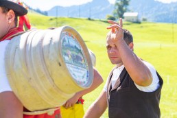 Alp, Alpabfahrt, Alpen, Alpfahrt, Alps, Appenzell, Appenzellerland, Autumn, Brauchtum und Anlässe, Fall, Herbst, Jahreszeiten, Kühe, Landschaft und Natur, Natur, Orte, Ostschweiz, Schweiz, Suisse, Switzerland, Tier, Tracht, Urnäsch, tradition, Öberefahre