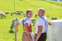 Alp, Alpabfahrt, Alpen, Alpfahrt, Alps, Appenzell, Appenzellerland, Autumn, Brauchtum und Anlässe, Fall, Herbst, Jahreszeiten, Kühe, Landschaft und Natur, Natur, Orte, Ostschweiz, Schweiz, Suisse, Switzerland, Tier, Tracht, Urnäsch, tradition, Öberefahre