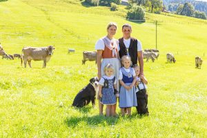 Alp, Alpabfahrt, Alpen, Alpfahrt, Alps, Appenzell, Appenzellerland, Autumn, Brauchtum und Anlässe, Fall, Herbst, Jahreszeiten, Kühe, Landschaft und Natur, Natur, Orte, Ostschweiz, Schweiz, Suisse, Switzerland, Tier, Tracht, Urnäsch, tradition, Öberefahre