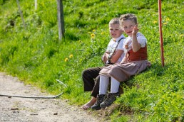 Alp, Alpaufzug, Alpen, Alpfahrt, Alps, Appenzell, Appenzell Ausserrohden, Appenzellerland, Brauchtum und Anlässe, Frühling, Jahreszeiten, Kühe, Landschaft und Natur, Mai, Natur, Orte, Ostschweiz, Schweiz, Sennen, Spring, Suisse, Switzerland, Tier, Tracht, spring, tradition