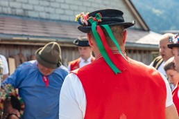 Alp, Alpaufzug, Alpen, Alpfahrt, Alps, Appenzell, Appenzell Ausserrohden, Appenzellerland, Brauchtum und Anlässe, Frühling, Jahreszeiten, Kühe, Landschaft und Natur, Mai, Natur, Orte, Ostschweiz, Schweiz, Sennen, Spring, Suisse, Switzerland, Tier, Tracht, spring, tradition