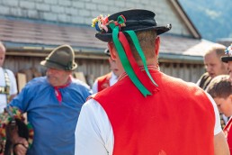 Alp, Alpaufzug, Alpen, Alpfahrt, Alps, Appenzell, Appenzell Ausserrohden, Appenzellerland, Brauchtum und Anlässe, Frühling, Jahreszeiten, Kühe, Landschaft und Natur, Mai, Natur, Orte, Ostschweiz, Schweiz, Sennen, Spring, Suisse, Switzerland, Tier, Tracht, spring, tradition