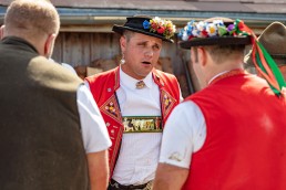 Alp, Alpaufzug, Alpen, Alpfahrt, Alps, Appenzell, Appenzell Ausserrohden, Appenzellerland, Brauchtum und Anlässe, Frühling, Jahreszeiten, Kühe, Landschaft und Natur, Mai, Natur, Orte, Ostschweiz, Schweiz, Sennen, Spring, Suisse, Switzerland, Tier, Tracht, spring, tradition