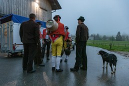 Alp, Alpaufzug, Alpen, Alpfahrt, Alps, Appenzell, Appenzell Ausserrohden, Appenzellerland, Brauchtum, Brauchtum und Anlässe, Frühling, Jahreszeiten, Kühe, Landschaft und Natur, Mai, Natur, Orte, Ostschweiz, Schweiz, Sennen, Spring, Suisse, Switzerland, Tier, Tracht, Urnäsch, tradition
