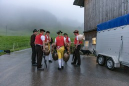 Alp, Alpaufzug, Alpen, Alpfahrt, Alps, Appenzell, Appenzell Ausserrohden, Appenzellerland, Brauchtum, Brauchtum und Anlässe, Frühling, Jahreszeiten, Kühe, Landschaft und Natur, Mai, Natur, Orte, Ostschweiz, Schweiz, Sennen, Spring, Suisse, Switzerland, Tier, Tracht, Urnäsch, tradition