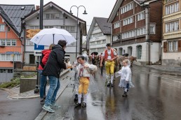 Alp, Alpaufzug, Alpen, Alpfahrt, Alps, Appenzell, Appenzell Ausserrohden, Appenzellerland, Brauchtum, Brauchtum und Anlässe, Frühling, Jahreszeiten, Kühe, Landschaft und Natur, Mai, Natur, Orte, Ostschweiz, Schweiz, Sennen, Spring, Suisse, Switzerland, Tier, Tracht, Urnäsch, tradition