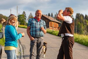 Alp, Alpaufzug, Alpen, Alpfahrt, Alps, Appenzell, Appenzell Ausserrohden, Appenzellerland, Brauchtum und Anlässe, Frühling, Jahreszeiten, Kühe, Landschaft und Natur, Mai, Natur, Orte, Ostschweiz, Schweiz, Sennen, Spring, Suisse, Switzerland, Tier, Tracht, spring, tradition