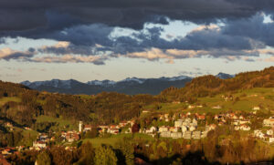 Appenzell, Appenzell Ausserrohden, Clouds, Dorf, Frühling, Hügel, Ostschweiz, Schweiz, Spring, Streusiedlung, Suisse, Switzerland, Säntis, Trogen, Wolken