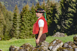 Alp, Alpaufzug, Alpen, Alpfahrt, Alps, Appenzell, Appenzell Ausserrohden, Brauchtum, Frühling, Hundwil, Ostschweiz, Schweiz, Sennen, Spring, Suisse, Switzerland, Tracht, Urnäsch, alps, tradition