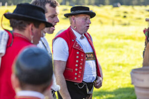 Alp, Alpaufzug, Alpen, Alpfahrt, Alps, Appenzell, Appenzell Ausserrohden, Brauchtum, Frühling, Hundwil, Ostschweiz, Schweiz, Sennen, Spring, Suisse, Switzerland, Tracht, Urnäsch, alps, tradition