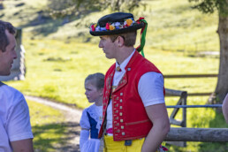 Alp, Alpaufzug, Alpen, Alpfahrt, Alps, Appenzell, Appenzell Ausserrohden, Brauchtum, Frühling, Hundwil, Ostschweiz, Schweiz, Sennen, Spring, Suisse, Switzerland, Tracht, Urnäsch, alps, tradition