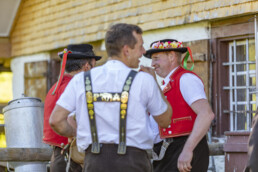 Alp, Alpaufzug, Alpen, Alpfahrt, Alps, Appenzell, Appenzell Ausserrohden, Brauchtum, Frühling, Hundwil, Ostschweiz, Schweiz, Sennen, Spring, Suisse, Switzerland, Tracht, Urnäsch, alps, tradition