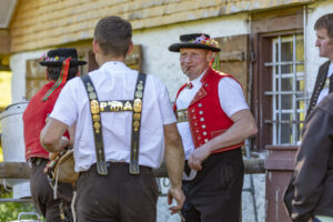 Alp, Alpaufzug, Alpen, Alpfahrt, Alps, Appenzell, Appenzell Ausserrohden, Brauchtum, Frühling, Hundwil, Ostschweiz, Schweiz, Sennen, Spring, Suisse, Switzerland, Tracht, Urnäsch, alps, tradition