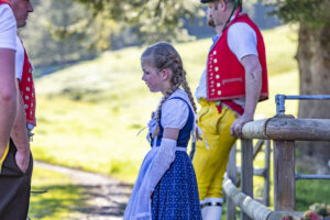 Alp, Alpaufzug, Alpen, Alpfahrt, Alps, Appenzell, Appenzell Ausserrohden, Brauchtum, Frühling, Hundwil, Ostschweiz, Schweiz, Sennen, Spring, Suisse, Switzerland, Tracht, Urnäsch, alps, tradition