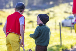 Alp, Alpaufzug, Alpen, Alpfahrt, Alps, Appenzell, Appenzell Ausserrohden, Brauchtum, Frühling, Hundwil, Ostschweiz, Schweiz, Sennen, Spring, Suisse, Switzerland, Tracht, Urnäsch, alps, tradition
