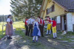 Alp, Alpaufzug, Alpen, Alpfahrt, Alps, Appenzell, Appenzell Ausserrohden, Brauchtum, Frühling, Hundwil, Ostschweiz, Schweiz, Sennen, Spring, Suisse, Switzerland, Tracht, Urnäsch, alps, tradition