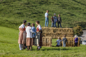 Appenzell, Appenzell Ausserrohden, Appenzeller Vorderland, Autumn, Brauchtum, Fall, Herbst, Ostschweiz, Rehetobel, Schweiz, Sennen, Suisse, Switzerland, Tracht, Viehschau, Wald, Wald AR, tradition