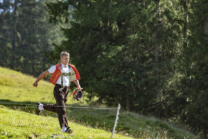 Alp, Alpabfahrt, Alpen, Alpfahrt, Alps, Appenzell, Appenzell Ausserrohden, Appenzeller Hinterland, Brauchtum, Hügel, Landwirtschaft, Ostschweiz, Schweiz, Sennen, Suisse, Switzerland, Tracht, Urnäsch, Wirtschaft, alps, Öberefahre