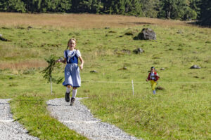 Alp, Alpabfahrt, Alpen, Alpfahrt, Alps, Appenzell, Appenzell Ausserrohden, Appenzeller Hinterland, Brauchtum, Hügel, Landwirtschaft, Ostschweiz, Schweiz, Sennen, Suisse, Switzerland, Tracht, Urnäsch, Wirtschaft, alps, Öberefahre