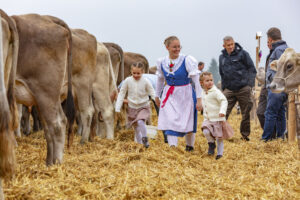 Appenzell, Appenzell Ausserrohden, Autumn, Fall, Herbst, Hundwil, Landwirtschaft, Schweiz, Sennen, Suisse, Switzerland, Tracht, Viehschau, Wirtschaft, tradition