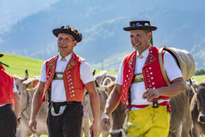 Alpabfahrt, Alpfahrt, Appenzell, Appenzell Ausserrohden, Appenzeller Hinterland, Brauchtum, Landwirtschaft, Ostschweiz, Schweiz, Sennen, Suisse, Switzerland, Tracht, Urnäsch, Wirtschaft, Öberefahre