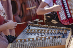 Alpabfahrt, Alpfahrt, Appenzell, Appenzell Ausserrohden, Appenzeller Hinterland, Appenzellermusik, Bauernmarkt, Brauchtum, Hackbrett, Instrument, Landwirtschaft, Musik, Musikinstrument, Ostschweiz, Schweiz, Sennen, Suisse, Switzerland, Tracht, Urnäsch, Wirtschaft, Öberefahre