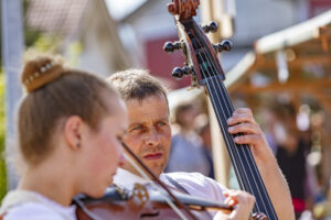 Alpabfahrt, Alpfahrt, Appenzell, Appenzell Ausserrohden, Appenzeller Hinterland, Appenzellermusik, Bauernmarkt, Brauchtum, Instrument, Landwirtschaft, Musik, Musikinstrument, Ostschweiz, Schweiz, Sennen, Suisse, Switzerland, Tracht, Urnäsch, Wirtschaft, Öberefahre