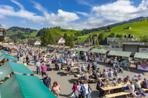 Alpabfahrt, Alpfahrt, Appenzell, Appenzell Ausserrohden, Appenzeller Hinterland, Bauernmarkt, Brauchtum, Landwirtschaft, Ostschweiz, Schweiz, Sennen, Suisse, Switzerland, Tracht, Urnäsch, Wirtschaft, Öberefahre