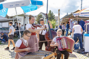 Alpabfahrt, Alpfahrt, Appenzell, Appenzell Ausserrohden, Appenzeller Hinterland, Appenzellermusik, Arkordeon, Bauernmarkt, Brauchtum, Handorgel, Landwirtschaft, Musik, Ostschweiz, Schweiz, Sennen, Suisse, Switzerland, Tracht, Urnäsch, Wirtschaft, Öberefahre