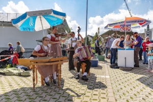 Alpabfahrt, Alpfahrt, Appenzell, Appenzell Ausserrohden, Appenzeller Hinterland, Appenzellermusik, Bauernmarkt, Brauchtum, Instrument, Landwirtschaft, Musik, Musikinstrument, Ostschweiz, Schweiz, Sennen, Suisse, Switzerland, Tracht, Urnäsch, Wirtschaft, Öberefahre