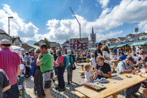 Alpabfahrt, Alpfahrt, Appenzell, Appenzell Ausserrohden, Appenzeller Hinterland, Bauernmarkt, Brauchtum, Landwirtschaft, Ostschweiz, Schweiz, Sennen, Suisse, Switzerland, Tracht, Urnäsch, Wirtschaft, Öberefahre