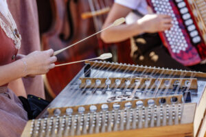 Alpabfahrt, Alpfahrt, Appenzell, Appenzell Ausserrohden, Appenzeller Hinterland, Appenzellermusik, Bauernmarkt, Brauchtum, Hackbrett, Instrument, Landwirtschaft, Musik, Musikinstrument, Ostschweiz, Schweiz, Sennen, Suisse, Switzerland, Tracht, Urnäsch, Wirtschaft, Öberefahre