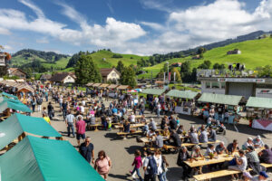 Alpabfahrt, Alpfahrt, Appenzell, Appenzell Ausserrohden, Appenzeller Hinterland, Bauernmarkt, Brauchtum, Landwirtschaft, Ostschweiz, Schweiz, Sennen, Suisse, Switzerland, Tracht, Urnäsch, Wirtschaft, Öberefahre