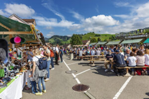 Alpabfahrt, Alpfahrt, Appenzell, Appenzell Ausserrohden, Appenzeller Hinterland, Bauernmarkt, Brauchtum, Landwirtschaft, Ostschweiz, Schweiz, Sennen, Suisse, Switzerland, Tracht, Urnäsch, Wirtschaft, Öberefahre