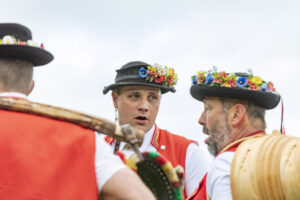 Alpabfahrt, Alpaufzug, Alpen, Alps, Appenzell, Appenzell Ausserrohden, Appenzeller Hinterland, Brauchtum, Frühling, Hochalp, Landwirtschaft, Ostschweiz, Schweiz, Sennen, Spring, Suisse, Switzerland, Tracht, Urnäsch, Wirtschaft, tradition, Öberefahre