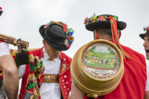 Alpabfahrt, Alpaufzug, Alpen, Alps, Appenzell, Appenzell Ausserrohden, Appenzeller Hinterland, Brauchtum, Frühling, Hochalp, Landwirtschaft, Ostschweiz, Schweiz, Sennen, Spring, Suisse, Switzerland, Tracht, Urnäsch, Wirtschaft, tradition, Öberefahre