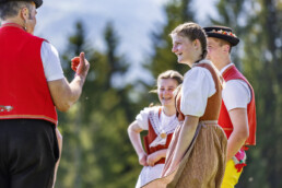 Alp, Alpaufzug, Alpen, Alpfahrt, Alps, Appenzell, Appenzell Ausserrohden, Appenzeller Hinterland, Brauchtum, Frühling, Jahreszeiten, Kühe, Natur, Ostschweiz, Schweiz, Spring, Suisse, Switzerland, Tracht, Urnäsch, alps, tradition, Öberefahre