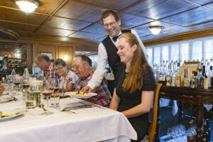 Appenzell, Appenzell Innerrhoden, Appenzeller Bahnen, Eisenbahn, Gastgewerbe, Ostschweiz, Schienenverkehr, Schweiz, Suisse, Switzerland, Verkehr, ÖV, Öffentlicher Verkehr