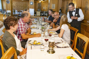 Appenzell, Appenzell Innerrhoden, Appenzeller Bahnen, Eisenbahn, Gastgewerbe, Ostschweiz, Schienenverkehr, Schweiz, Suisse, Switzerland, Verkehr, ÖV, Öffentlicher Verkehr