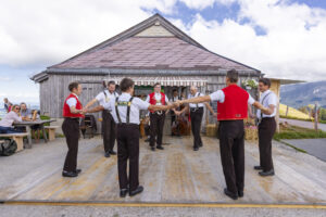 Alpen, Appenzell, Appenzell Ausserrohden, Appenzeller Hinterland, Appenzellermusik, Hochalp, Kultur, Musik, Ostschweiz, Schweiz, Sennen, Sommer, Suisse, Switzerland, Tracht, Urnäsch, summer, tradition