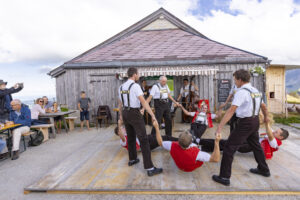 Alpen, Appenzell, Appenzell Ausserrohden, Appenzeller Hinterland, Appenzellermusik, Hochalp, Kultur, Musik, Ostschweiz, Schweiz, Sennen, Sommer, Suisse, Switzerland, Tracht, Urnäsch, summer, tradition