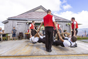 Alpen, Appenzell, Appenzell Ausserrohden, Appenzeller Hinterland, Appenzellermusik, Hochalp, Kultur, Musik, Ostschweiz, Schweiz, Sennen, Sommer, Suisse, Switzerland, Tracht, Urnäsch, summer, tradition