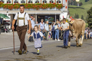 Appenzell, Appenzell Ausserrohden, Appenzeller Hinterland, Autumn, Brauchtum, Fall, Herbst, Kühe, Ostschweiz, Schweiz, Sennen, Suisse, Switzerland, Tracht, Urnaesch, Urnäsch, Viehschau, tradition