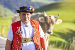 Appenzell, Appenzell Ausserrohden, Appenzeller Hinterland, Autumn, Brauchtum, Fall, Herbst, Kühe, Ostschweiz, Schweiz, Sennen, Suisse, Switzerland, Tracht, Urnaesch, Urnäsch, Viehschau, tradition