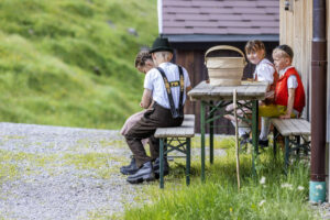 Alpabfahrt, Alpaufzug, Alpen, Alpfahrt, Appenzell, Appenzell Ausserrohden, Appenzeller Hinterland, Hundwil, Ostschweiz, Schweiz, Schwägalp, Sennen, Suisse, Switzerland, Säntis, Tracht, Urnaesch, tradition, Öberefahre